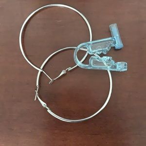 Self ear piercer plus set of hoops (silver)